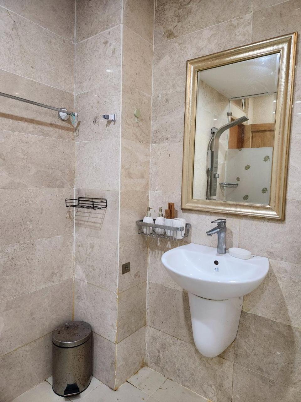 مدينة هوشي منه F F House Homestay المظهر الخارجي الصورة